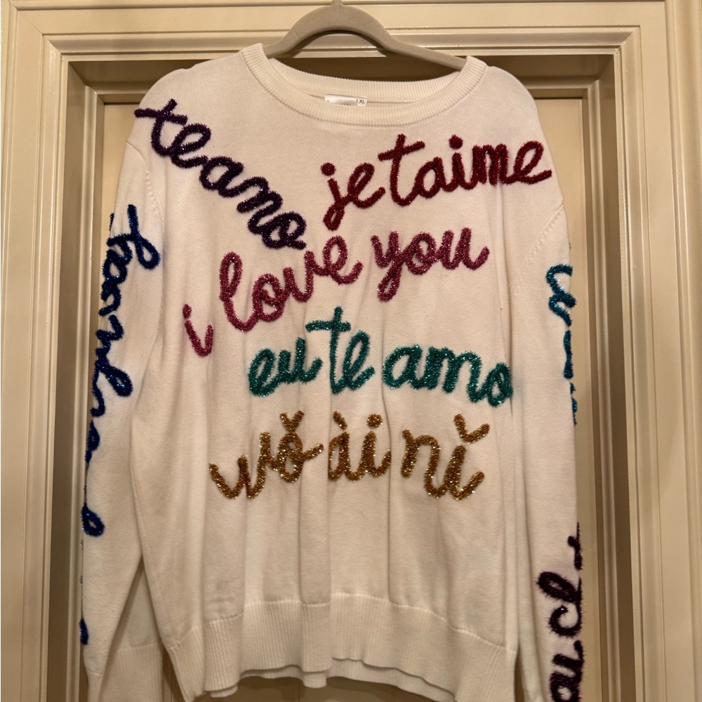 QUEEN OF SPARKLES White and Red Crew Neck Sweater